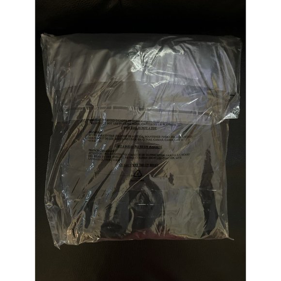 New Taylor Swift The Eras Tour Black Hoodie Official Merch Size XL *In Hand* - Picture 9 of 9